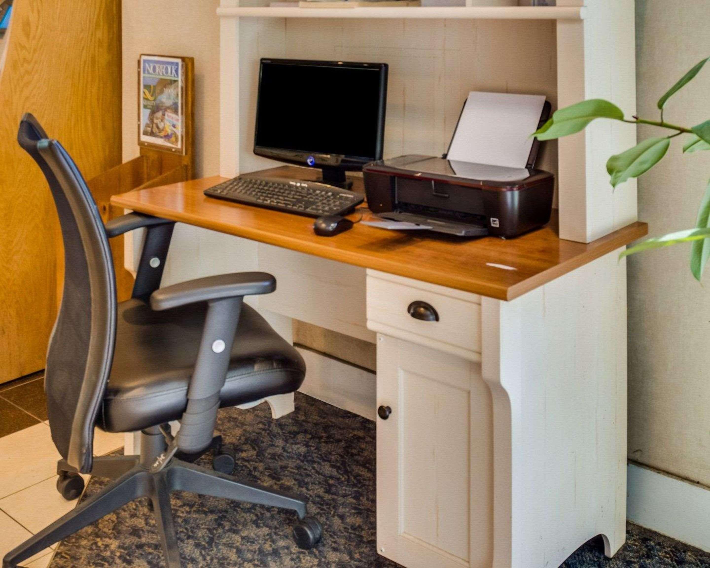 Econo Lodge Naval Station Norfolk Bagian luar foto