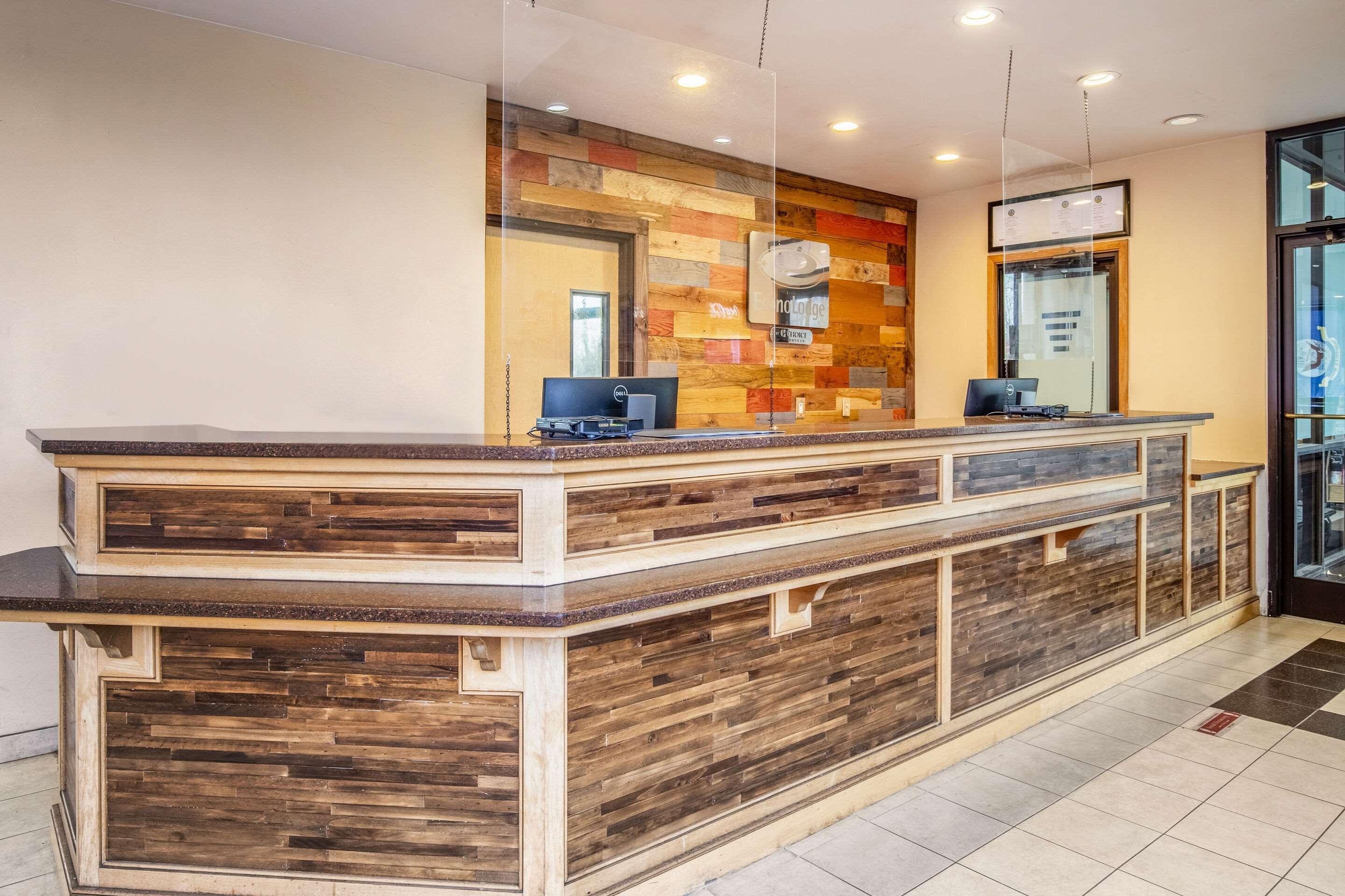 Econo Lodge Naval Station Norfolk Bagian luar foto